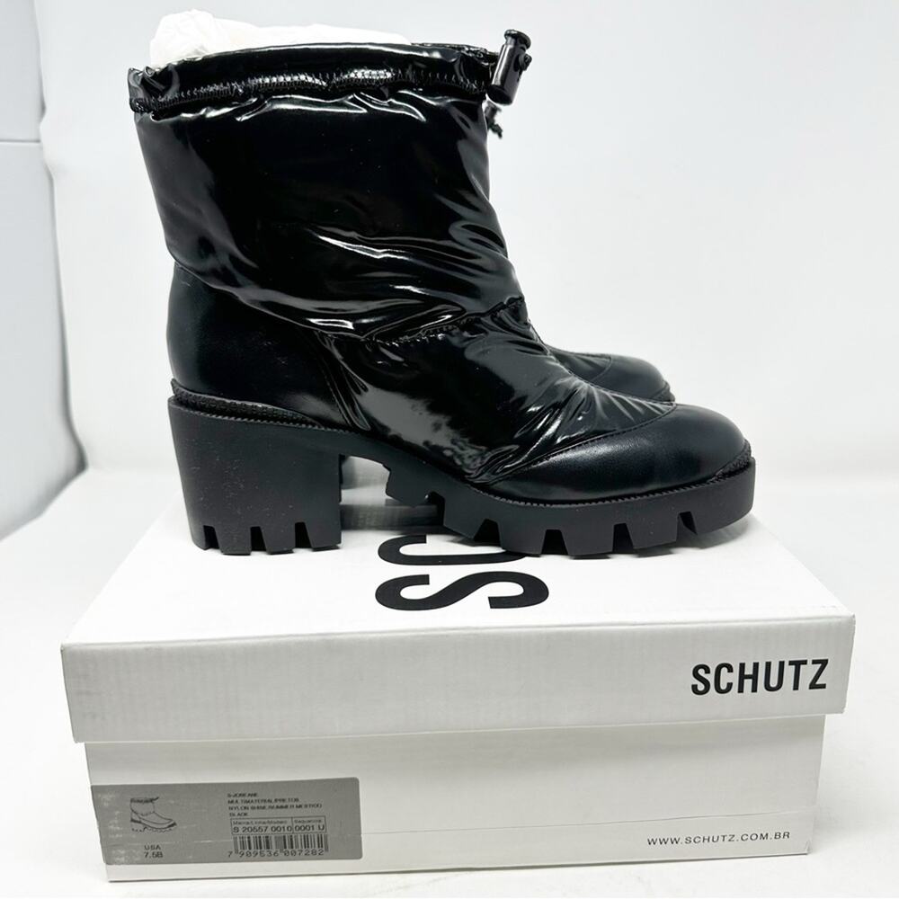 SCHUTZ Roseanne Black Rounded Toe Chunky Lug Sole Boots NWT in Size 7.5